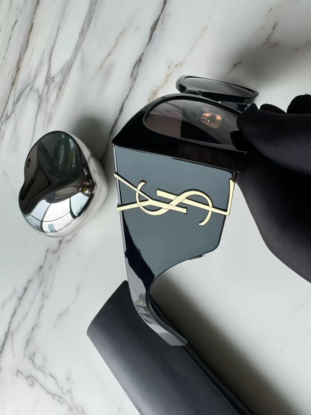 YSL Black Square Sunglasses - Picture 3 of 4